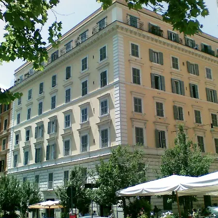 Casa Libera Trastevere Apartment *